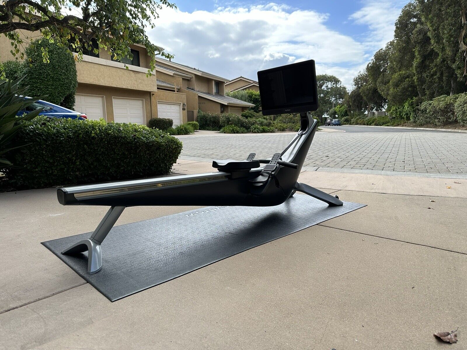 Hydrow Rowing Machine + Machine Mat - Local Pick Up Only