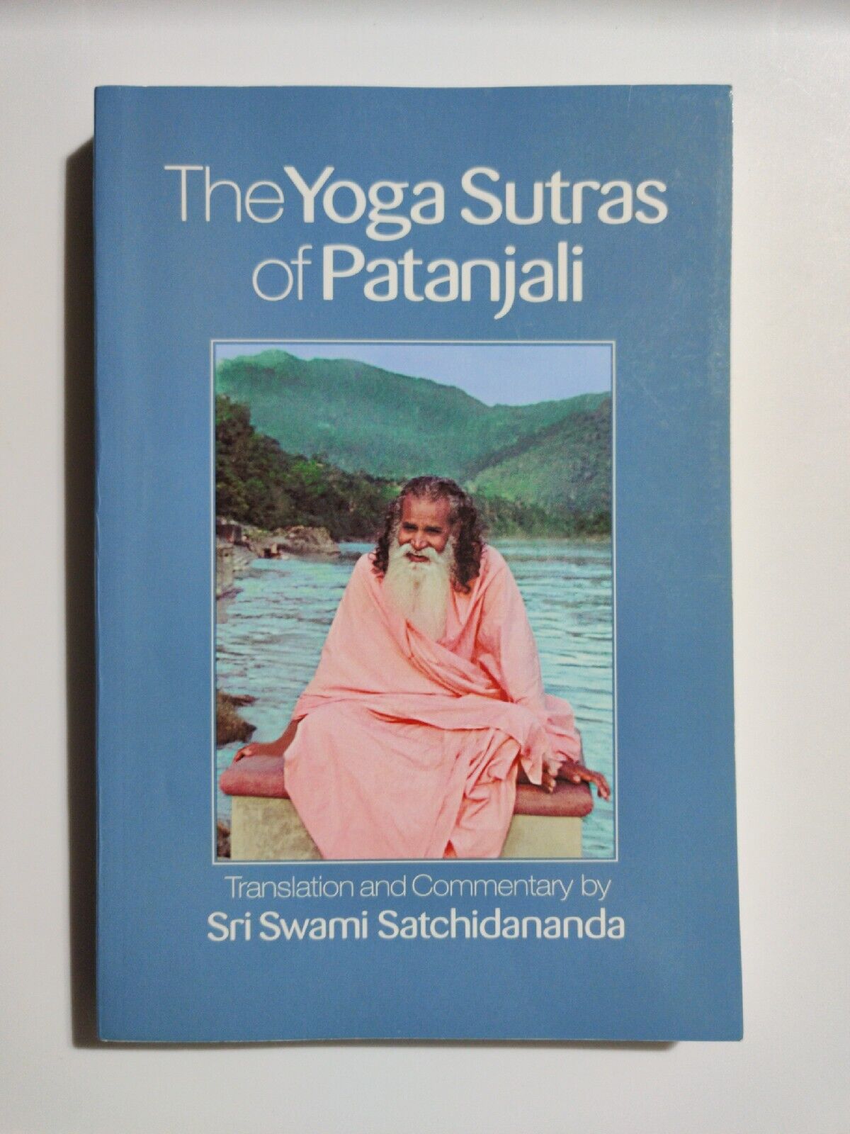 Yoga Sutras of Patanjali by Swami Satchidananda (2012, Trade Paperback)