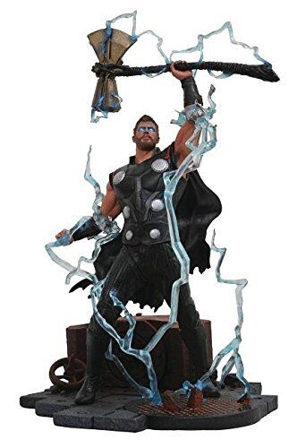 Diamond Select Toys Marvel Gallery Avengers Infinity War Movie Thor PVC Diorama
